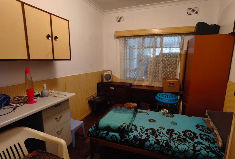 5 Bedroom Property for Sale in Goodwood Estate Western Cape